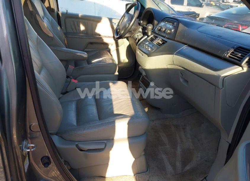Photo 5 of 2007 Honda Odyssey EX-L (VIN 5FNRL38747B415979)