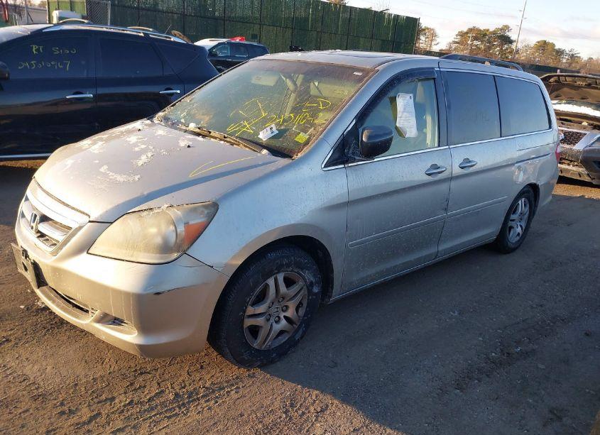 Photo 2 of 2007 Honda Odyssey EX-L (VIN 5FNRL38747B452899)