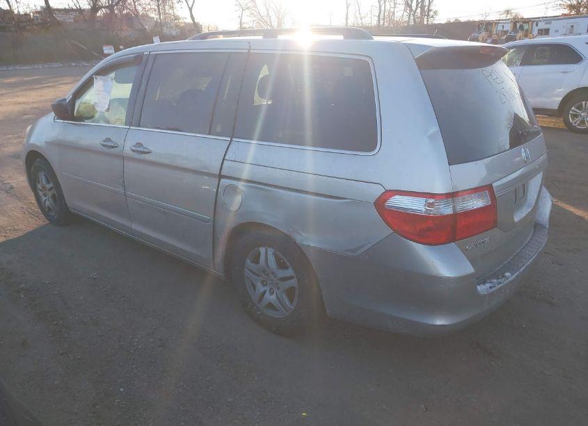 Photo 3 of 2007 Honda Odyssey EX-L (VIN 5FNRL38747B452899)