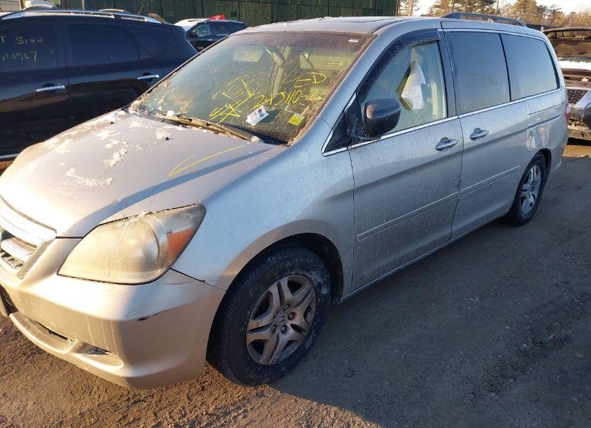 Photo 6 of 2007 Honda Odyssey EX-L (VIN 5FNRL38747B452899)