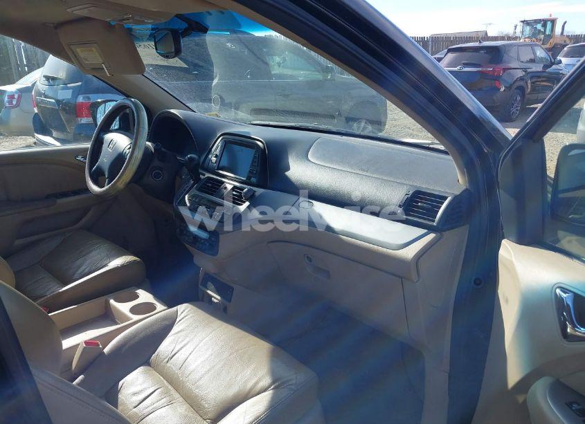 Photo 5 of 2008 Honda Odyssey EX-L (VIN 5FNRL38748B028608)