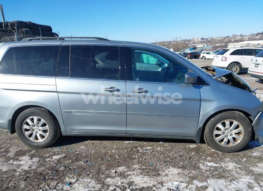 Photo 13 of 2008 Honda Odyssey EX-L (VIN 5FNRL38748B067943)