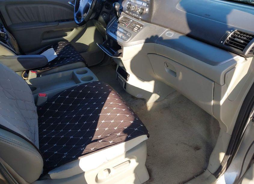 Photo 5 of 2008 Honda Odyssey EX-L (VIN 5FNRL38748B108507)