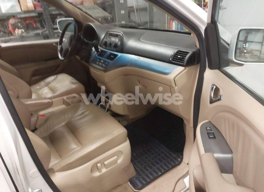 Photo 5 of 2008 Honda Odyssey EX-L (VIN 5FNRL38748B409231)