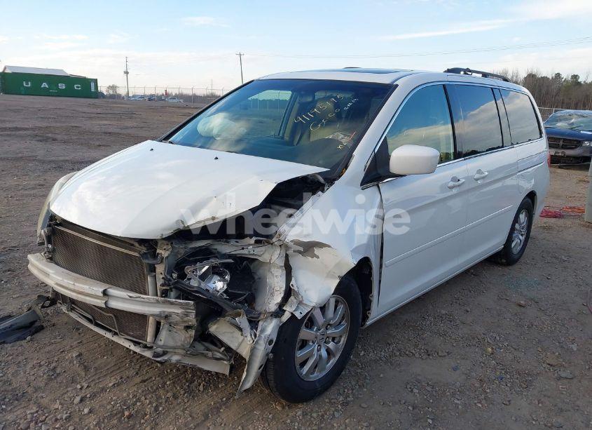 Photo 2 of 2009 Honda Odyssey EX-L (VIN 5FNRL38749B011681)