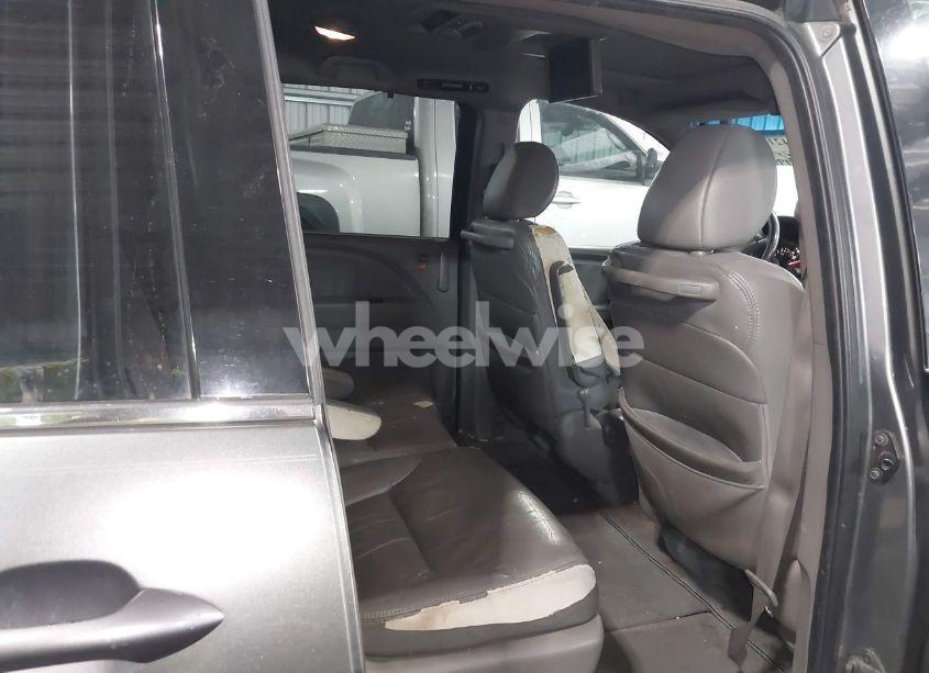 Photo 8 of 2009 Honda Odyssey EX-L (VIN 5FNRL38749B011910)