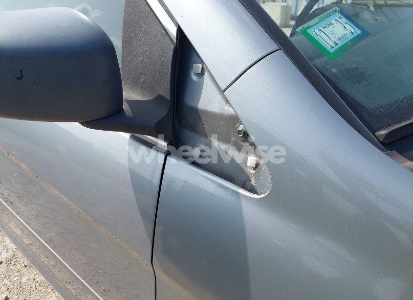 Photo 6 of 2005 Honda Odyssey EX-L (VIN 5FNRL38755B014826)