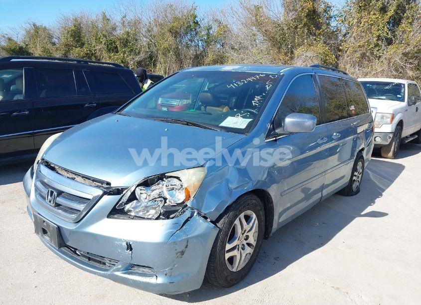 Photo 6 of 2006 Honda Odyssey EX-L (VIN 5FNRL38756B011426)