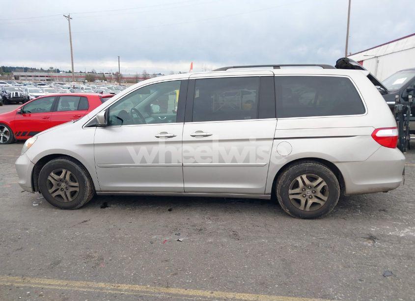 Photo 14 of 2006 Honda Odyssey EX-L (VIN 5FNRL38756B057399)