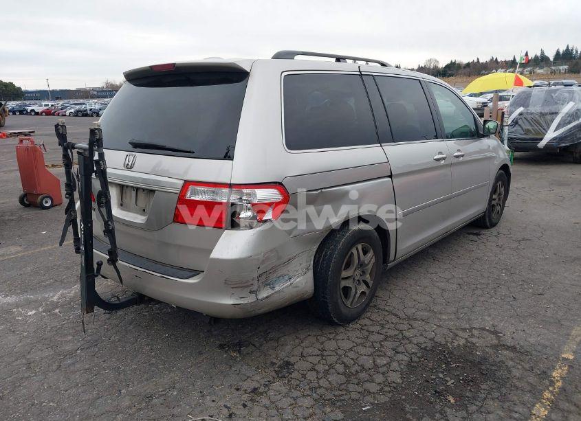 Photo 4 of 2006 Honda Odyssey EX-L (VIN 5FNRL38756B057399)