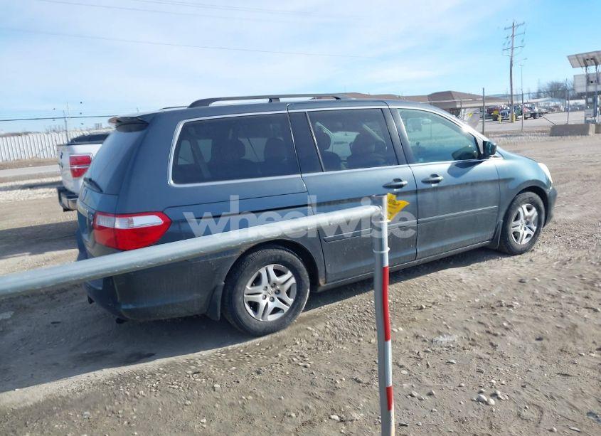 Photo 4 of 2006 Honda Odyssey EX-L (VIN 5FNRL38756B416055)