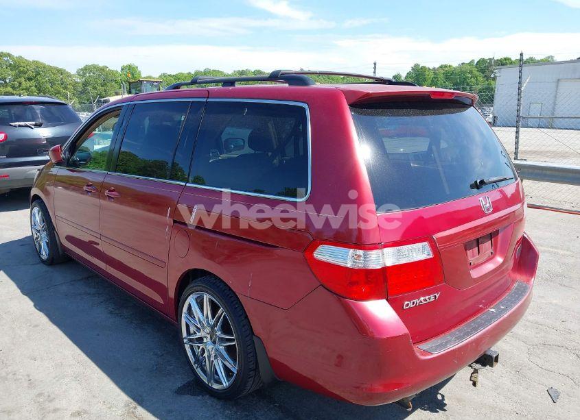 Photo 3 of 2006 Honda Odyssey EX-L (VIN 5FNRL38756B442865)