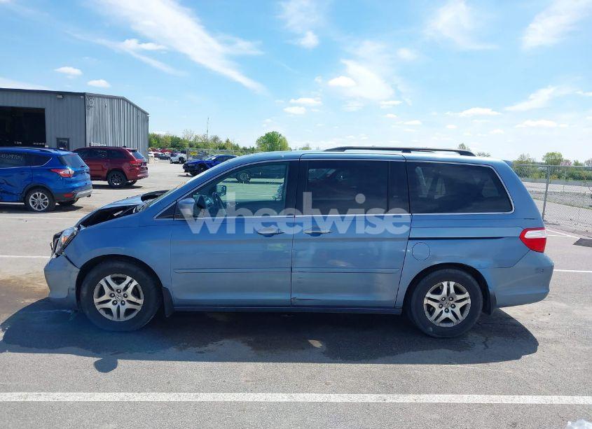 Photo 14 of 2007 Honda Odyssey EX-L (VIN 5FNRL38757B003473)