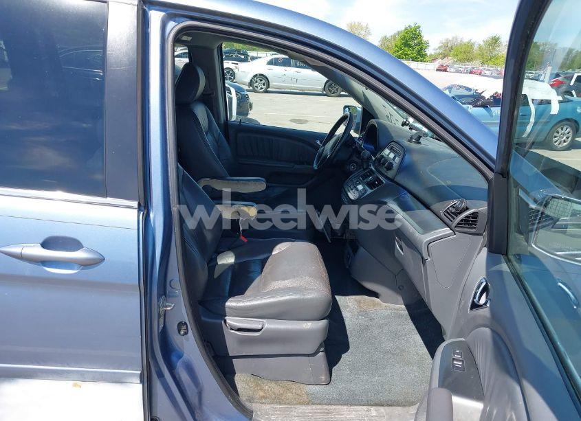 Photo 5 of 2007 Honda Odyssey EX-L (VIN 5FNRL38757B003473)