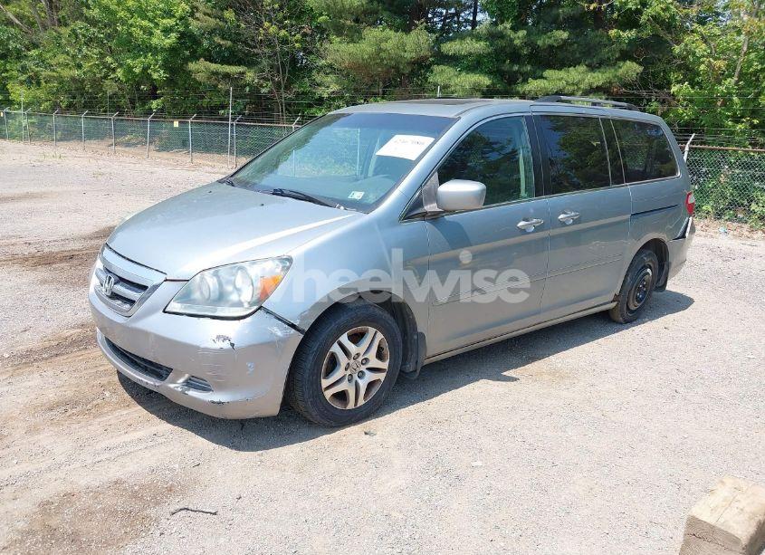 Photo 2 of 2007 Honda Odyssey EX-L (VIN 5FNRL38757B029782)