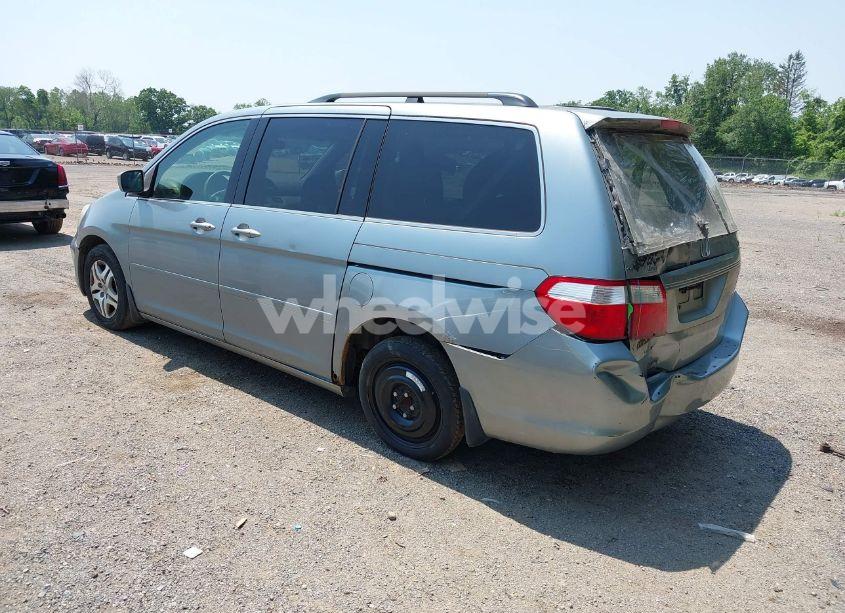 Photo 3 of 2007 Honda Odyssey EX-L (VIN 5FNRL38757B029782)