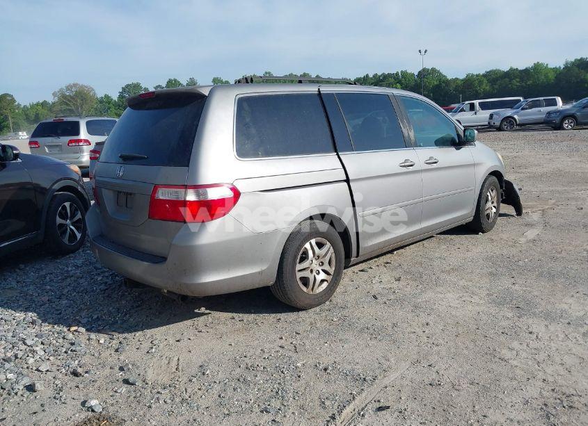 Photo 4 of 2007 Honda Odyssey EX-L (VIN 5FNRL38757B055931)