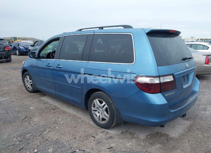 Photo 3 of 2007 Honda Odyssey EX-L (VIN 5FNRL38757B065262)