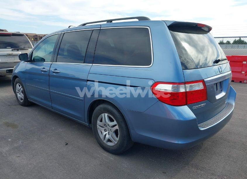 Photo 3 of 2007 Honda Odyssey EX-L (VIN 5FNRL38757B121989)