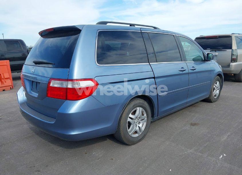 Photo 4 of 2007 Honda Odyssey EX-L (VIN 5FNRL38757B121989)