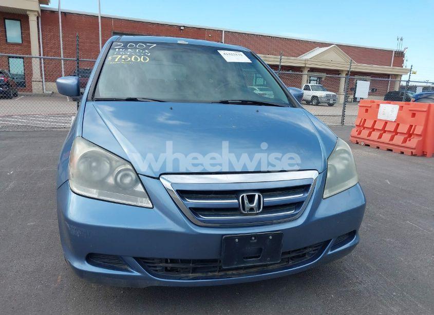 Photo 6 of 2007 Honda Odyssey EX-L (VIN 5FNRL38757B121989)
