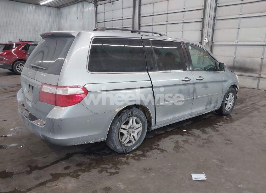 Photo 4 of 2007 Honda Odyssey EX-L (VIN 5FNRL38757B132717)