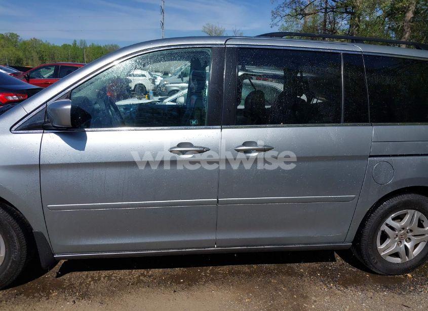 Photo 14 of 2007 Honda Odyssey EX-L (VIN 5FNRL38757B133981)