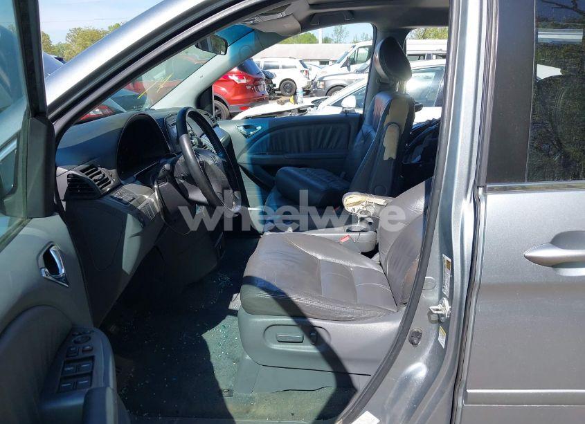 Photo 5 of 2007 Honda Odyssey EX-L (VIN 5FNRL38757B133981)