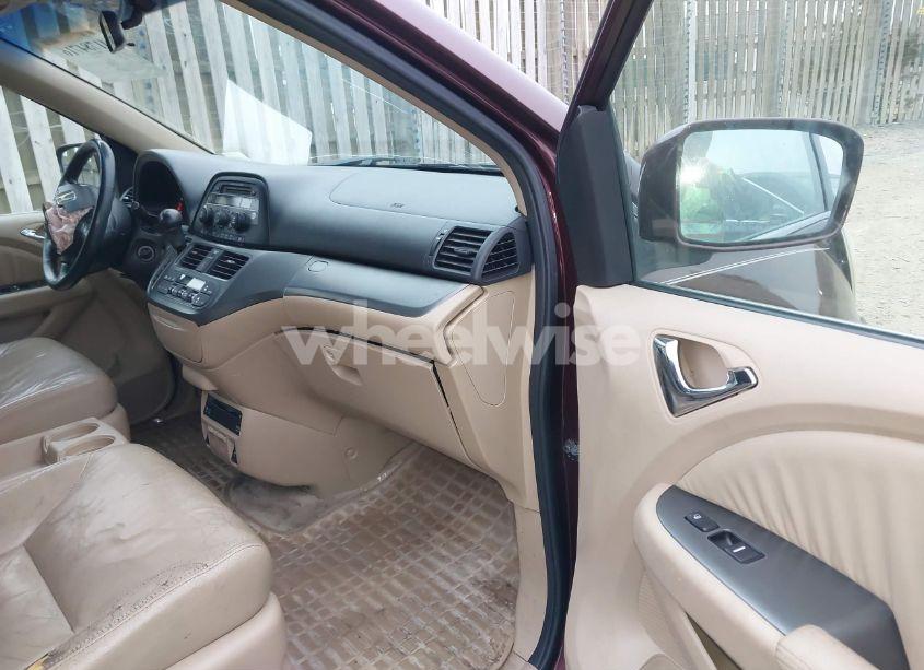 Photo 5 of 2007 Honda Odyssey EX-L (VIN 5FNRL38757B401847)