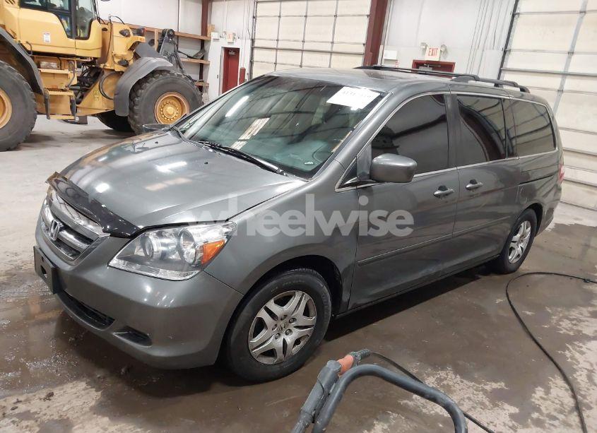 Photo 2 of 2007 Honda Odyssey EX-L (VIN 5FNRL38757B461739)