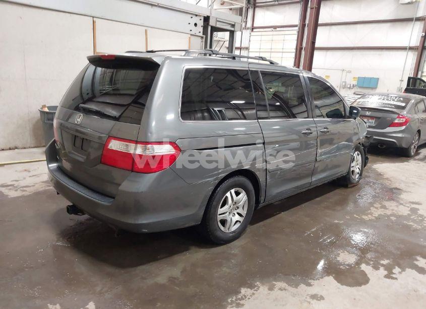 Photo 4 of 2007 Honda Odyssey EX-L (VIN 5FNRL38757B461739)