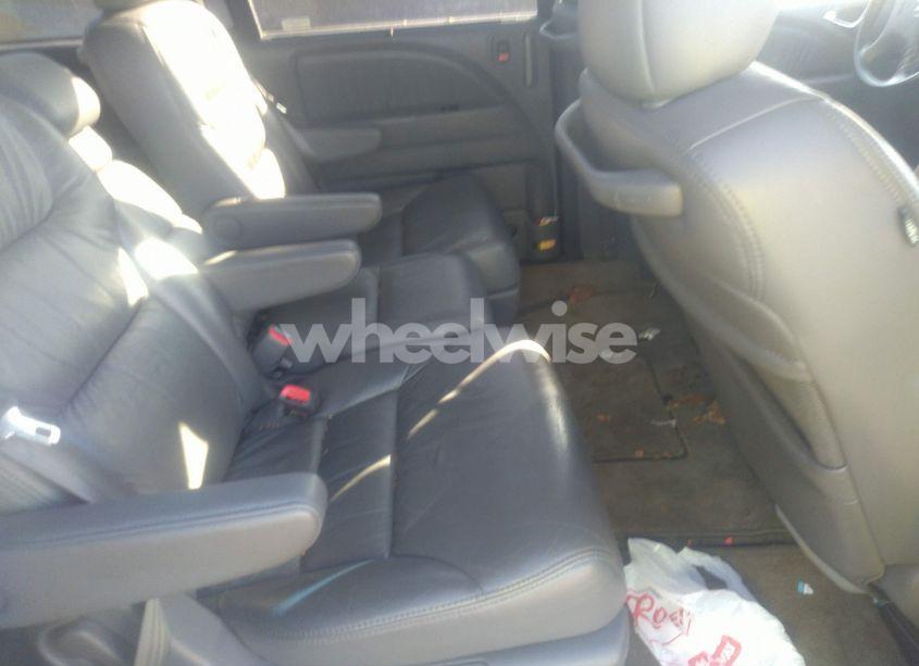 Photo 8 of 2007 Honda Odyssey EX-L (VIN 5FNRL38757B462647)