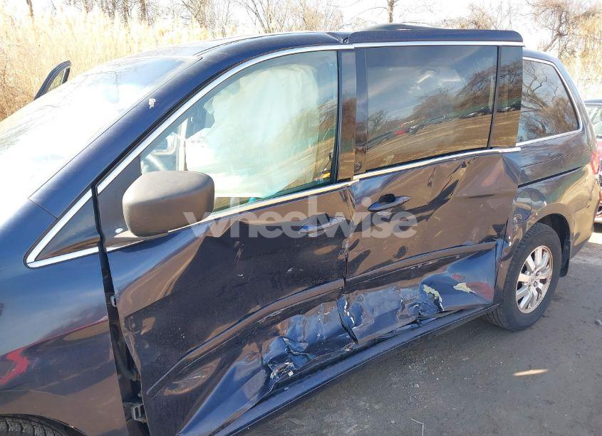 Photo 6 of 2008 Honda Odyssey EX-L (VIN 5FNRL38758B055834)