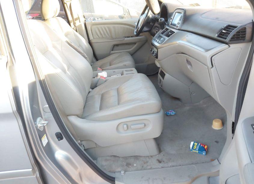 Photo 5 of 2008 Honda Odyssey EX-L (VIN 5FNRL38758B114235)