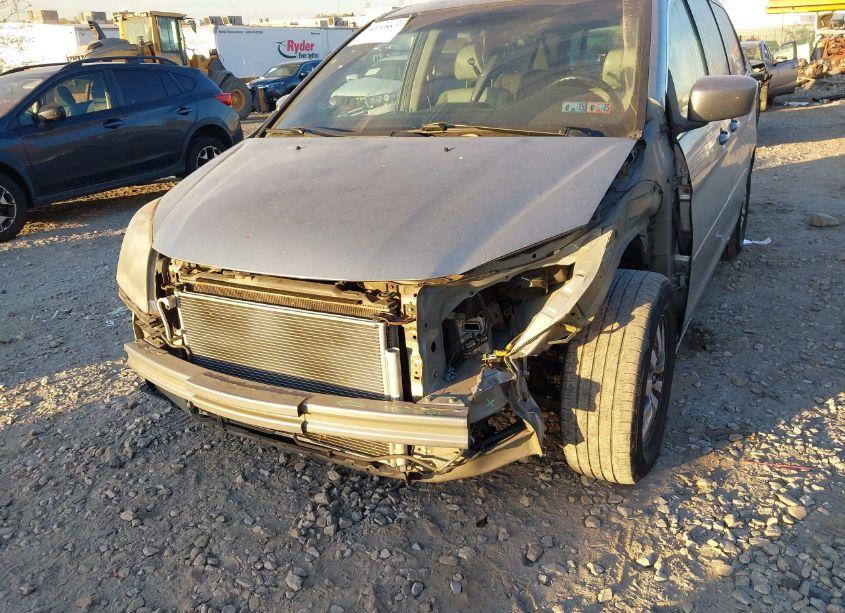 Photo 6 of 2008 Honda Odyssey EX-L (VIN 5FNRL38758B114235)