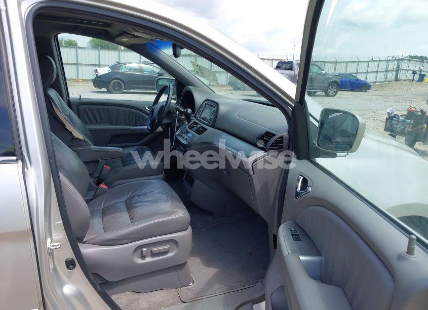 Photo 5 of 2009 Honda Odyssey EX-L (VIN 5FNRL38759B001452)