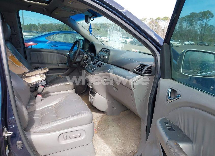 Photo 5 of 2009 Honda Odyssey EX-L (VIN 5FNRL38759B052451)