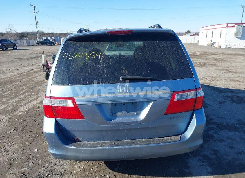 Photo 15 of 2005 Honda Odyssey EX-L (VIN 5FNRL38765B076591)