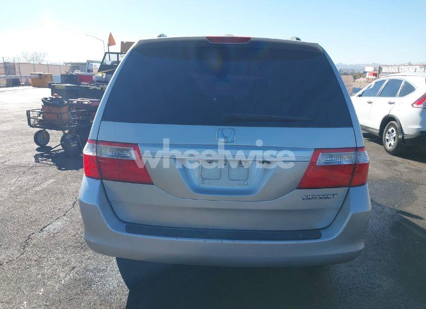 Photo 14 of 2005 Honda Odyssey EX-L (VIN 5FNRL38765B101280)