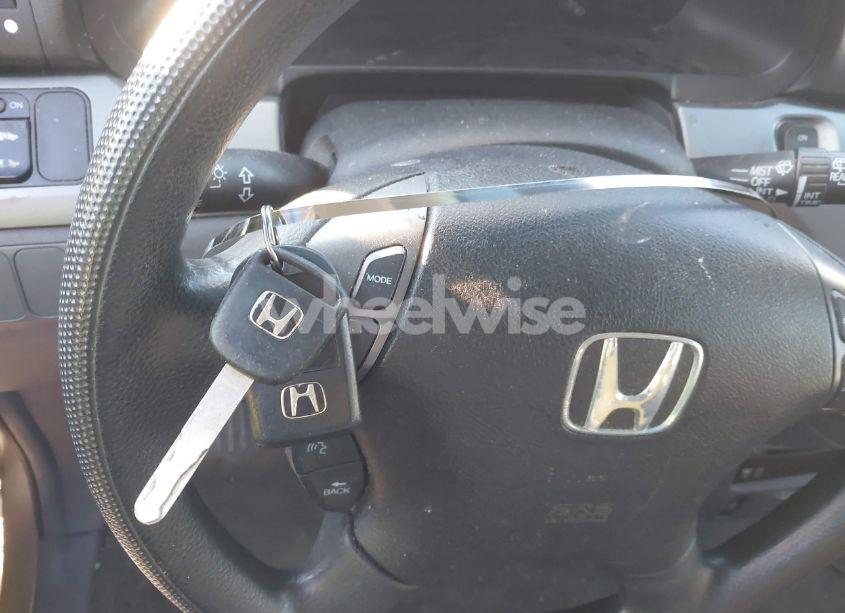 Photo 11 of 2005 Honda Odyssey EX-L (VIN 5FNRL38765B128382)