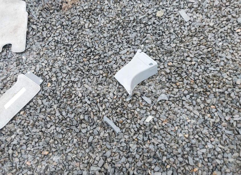 Photo 12 of 2005 Honda Odyssey EX-L (VIN 5FNRL38765B135073)