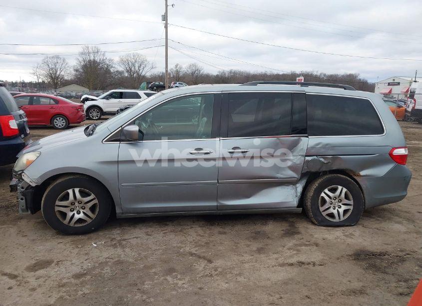 Photo 15 of 2006 Honda Odyssey EX-L (VIN 5FNRL38766B002458)