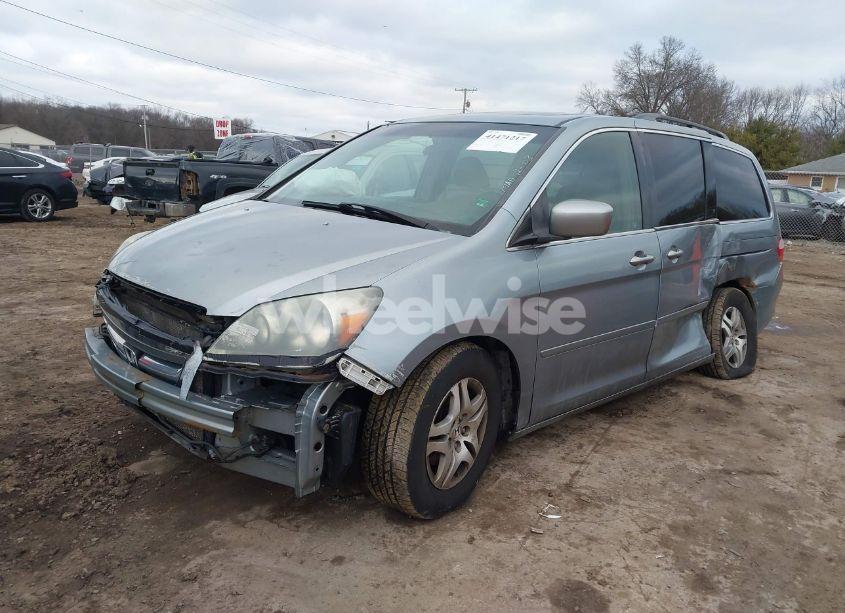 Photo 6 of 2006 Honda Odyssey EX-L (VIN 5FNRL38766B002458)