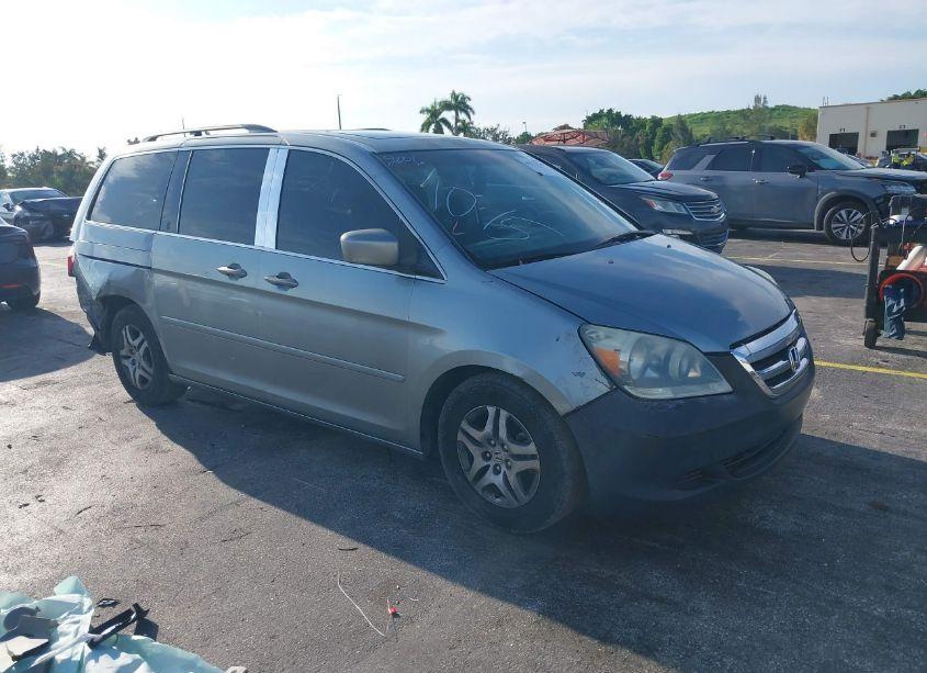 2006 Honda Odyssey EX-L (VIN 5FNRL38766B086068) main photo