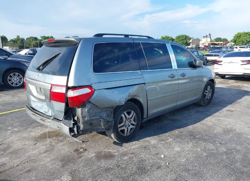 Photo 4 of 2006 Honda Odyssey EX-L (VIN 5FNRL38766B086068)
