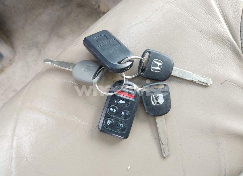 Photo 11 of 2006 Honda Odyssey EX-L (VIN 5FNRL38766B091805)