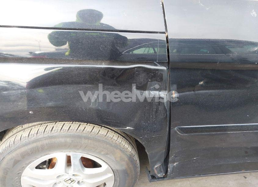 Photo 6 of 2006 Honda Odyssey EX-L (VIN 5FNRL38766B091805)