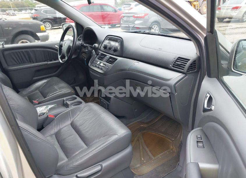 Photo 5 of 2007 Honda Odyssey EX-L (VIN 5FNRL387678414106)