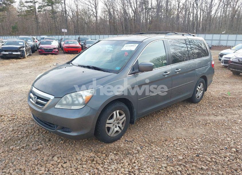 Photo 2 of 2007 Honda Odyssey EX-L (VIN 5FNRL38767B052942)