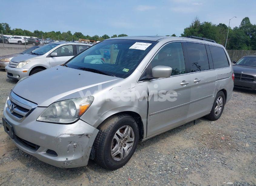 Photo 2 of 2007 Honda Odyssey EX-L (VIN 5FNRL38767B061673)